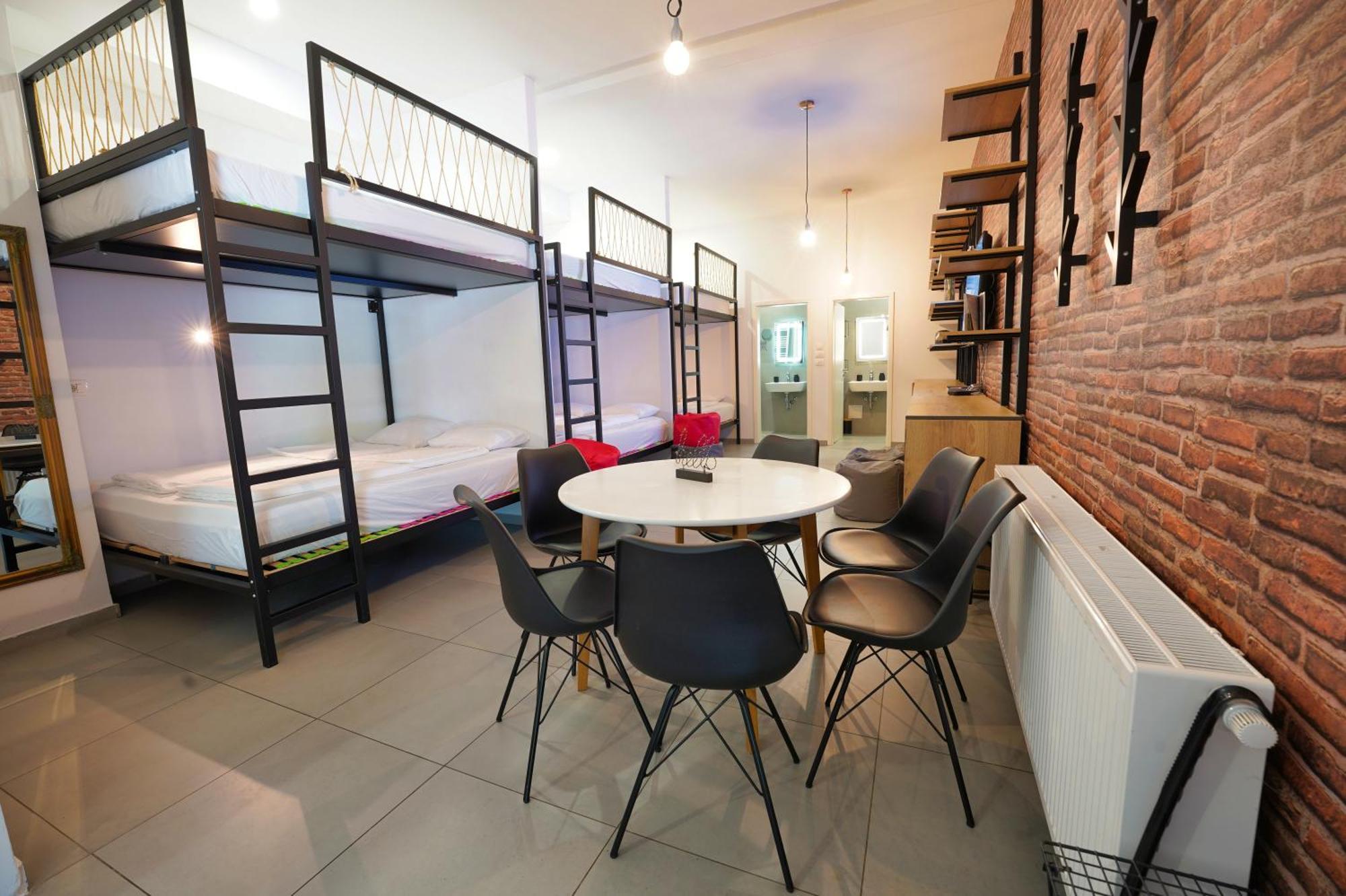 Aroma Apartments Любляна Екстер'єр фото